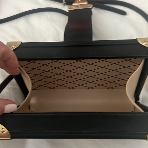 Louis Vuitton 1/1 sequin from saks special order clutch bag. Authentic - Picture 2 of 4